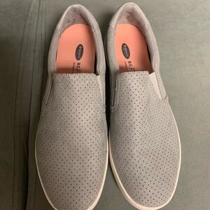 Dr. Scholl’s gray slip on sneakers